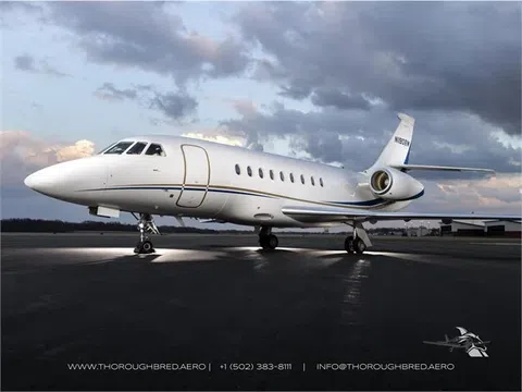 2016 DASSAULT FALCON 2000LXS | Credit: www.thoroughbread.aero