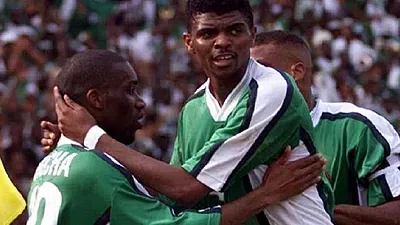 Super Eagles legends Jay Jay Okocha and Kanu Nwankwo.