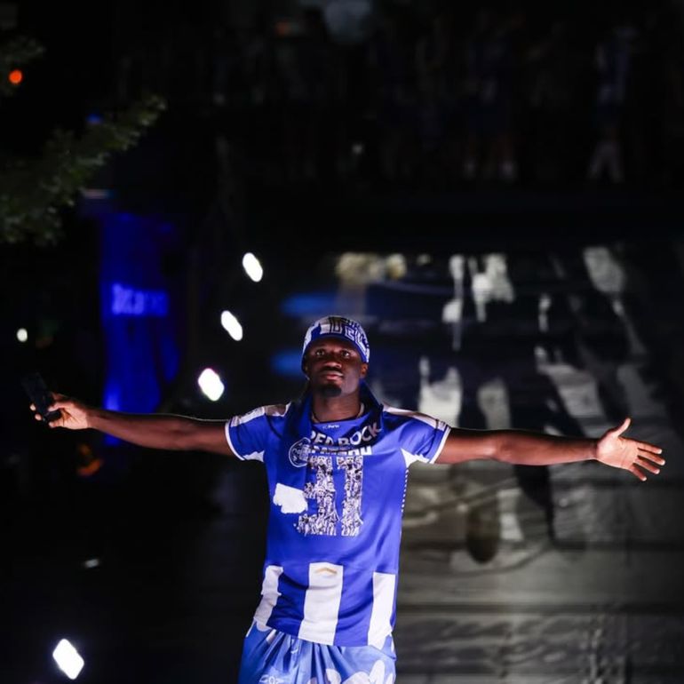 Terem Moffi finally got his hands on his first major European league title