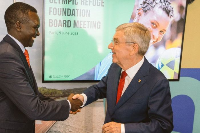 Paul Tergat with IOC President Thomas Bach