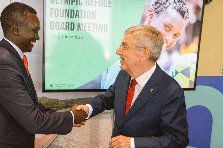 Paul Tergat with IOC President Thomas Bach