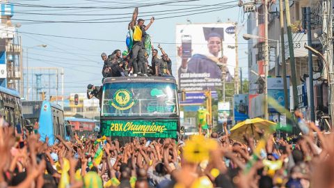 Yanga trophy parade brings Dar es Salaam to a standstill