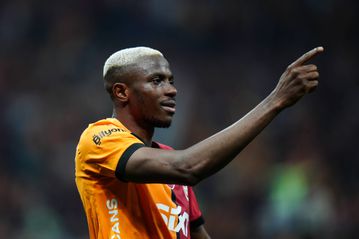 Osimhen breaks Turkish record after sealing ₦2.6 billion commercial deal
