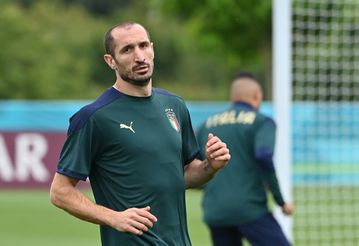 'Special and magical' atmosphere has Italy close to Euro 2020 glory – Chiellini