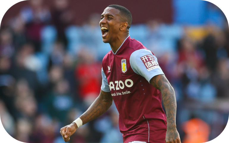 Ashley Young set to join Everton