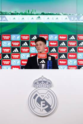 Arda Guler at his Real Madrid presentation | Imago