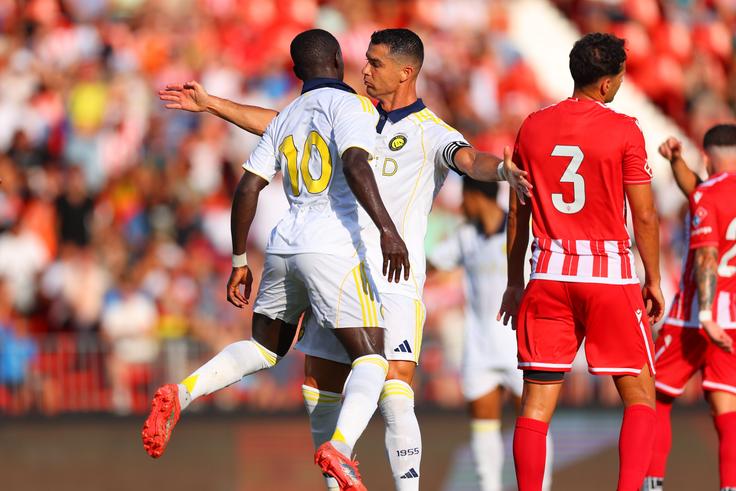 Cristiano Ronaldo scored two goals, but it was not enough as Almeria recorded a 3-2 win against Al Nassr.