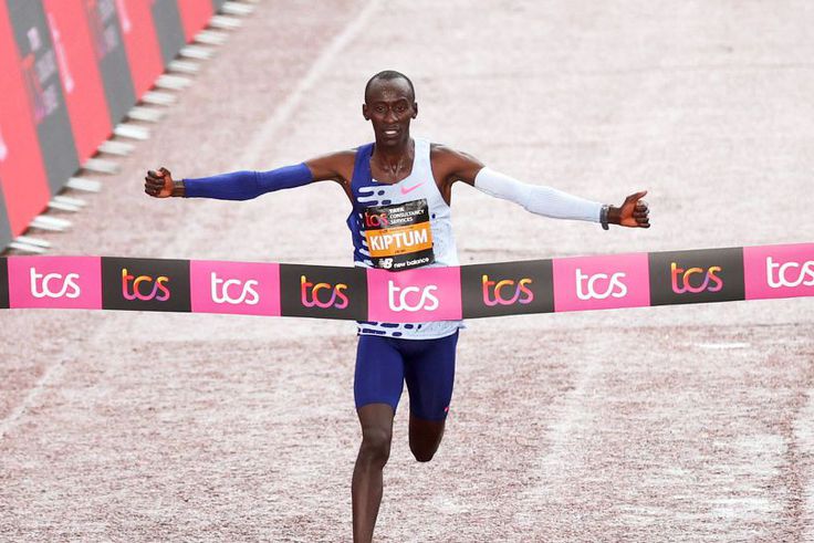 Kelvin Kiptum responds to questions of breaking sub two-hour marathon barrier in Rotterdam