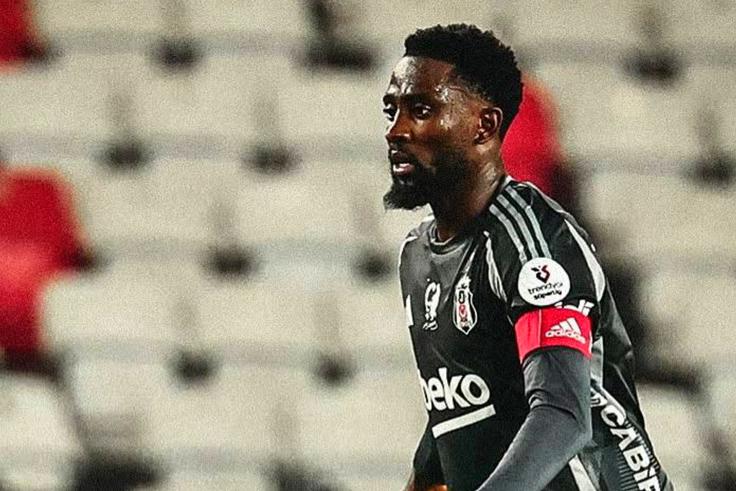 Captain Fantastic! Wilfred Ndidi shows class and leadership ahead of Gabon clash after solid outing before Super Eagles camp