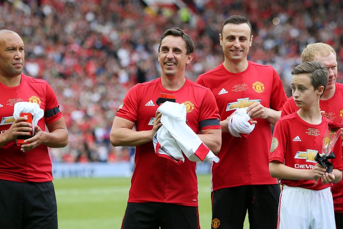 Mikael Silvestre alongside Man United legends Gary Neville, Dimitar Berbatov, and Paul Scholes | Imago