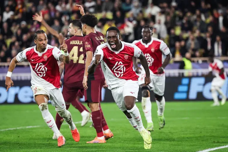 Folarin Balogun celebrates the winner after missing three big chances against Galatasaray. (Photo Credit: UEFA)