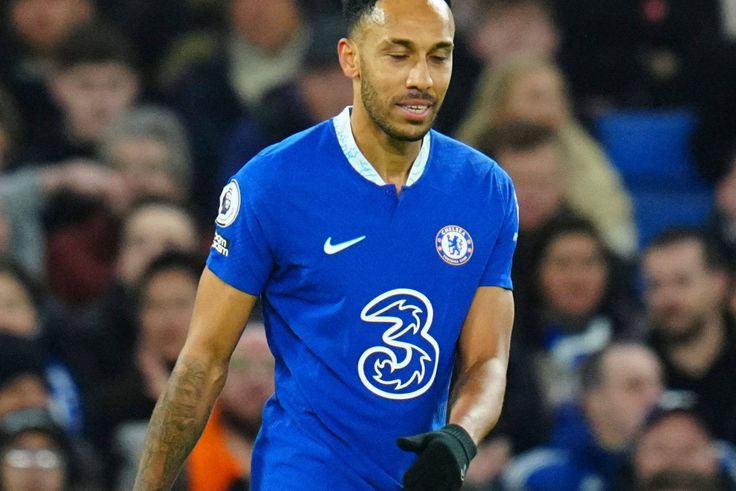 Xavi denies possible Aubameyang return