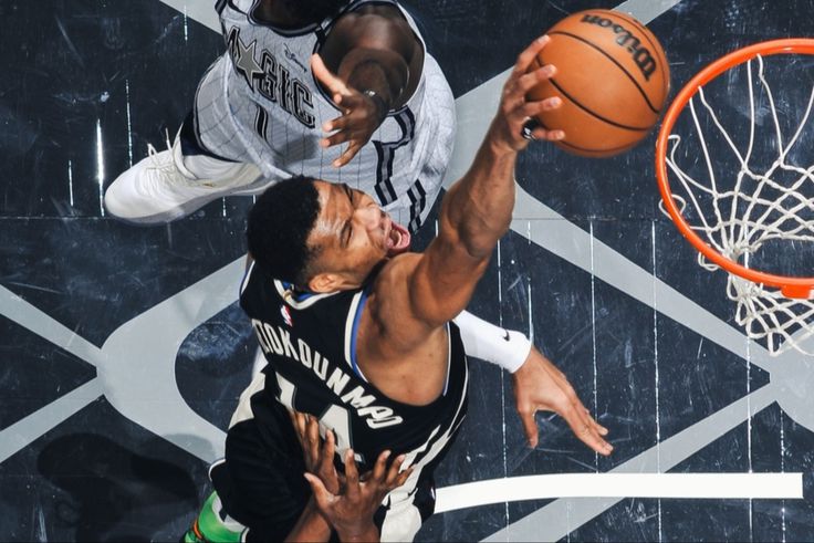 Nigerian Freak Giannis Antetokounmpo powers Milwaukee Bucks to win against Orlando Magic.