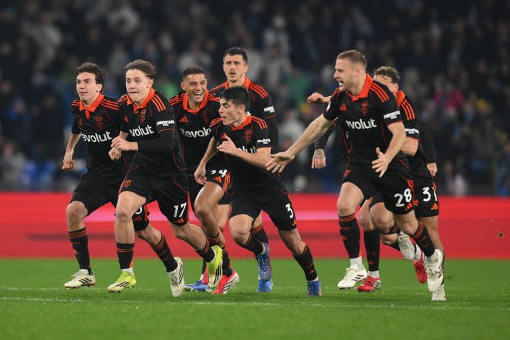 Como upsets Napoli on penalties, reaches Coppa Italia semi-final