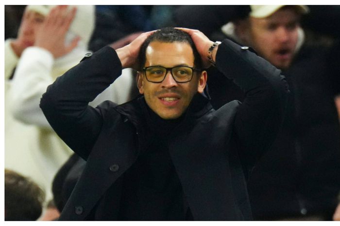 Chelsea manager furious with controversial goal