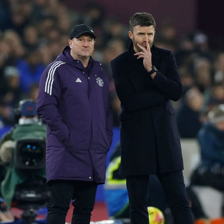 Michael Carrick (right) believes Man United were not at their best against West Ham.