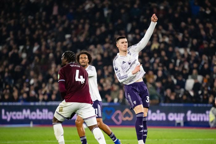 Michael Carrick hails Sesko's latest rescue act at West Ham