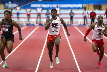 Ashe gets tough heat against NCAA's best sprinters at Tom Jones Invitational