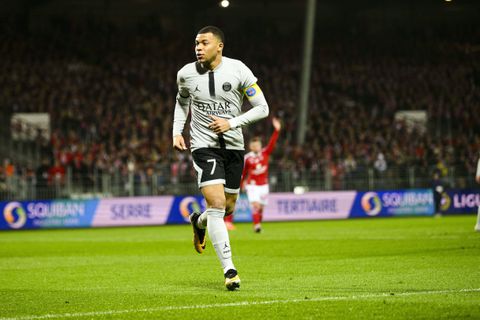 PSG squeeze past Brest thanks to late Mbappe winning goal