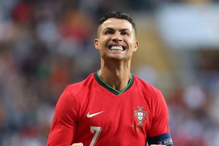 One of the best in history - Portugal coach explains why Ronaldo still makes national team at age 40