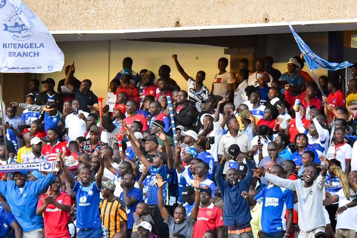 AFC Leopards fans at Kasarani.