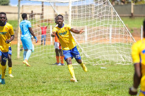 KCCA FC's Denis Iguma promises to deliver league title after fans paid his fine