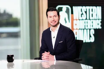 ESPN analyst JJ Redick interviewed for Toronto Raptors job.