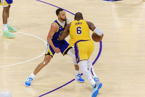 LeBron James responds to Warriors head coach accusing Lakers of Flopping