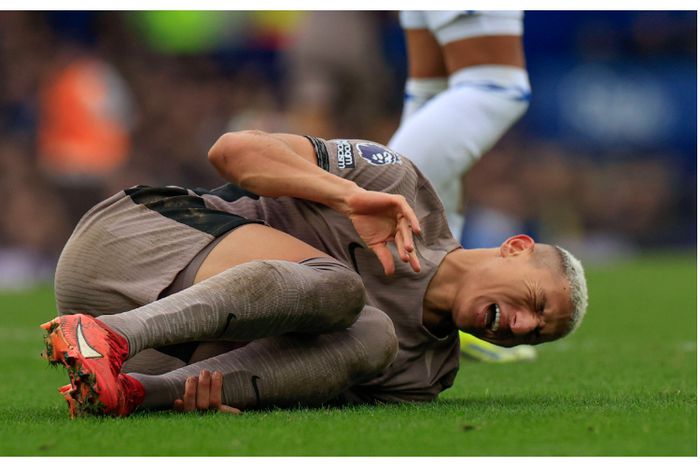 Postecoglou confirms Richarlison's Injury