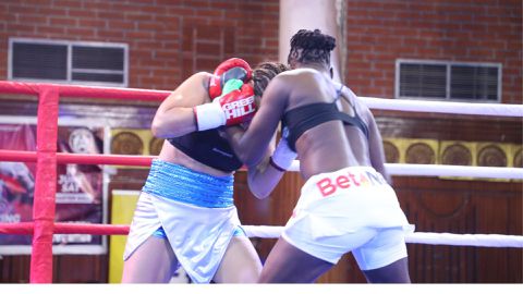 Sarah Achieng wins WBF super lightweight title