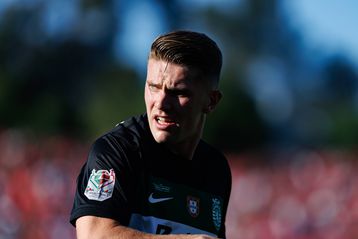 Viktor Gyokeres: Arsenal and Man Utd target in reported dispute with club