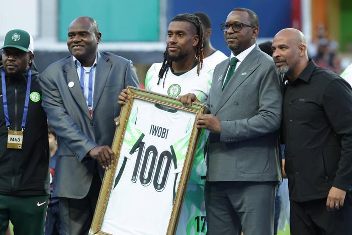 Iwobi marks 100th cap for Nigeria || Imago