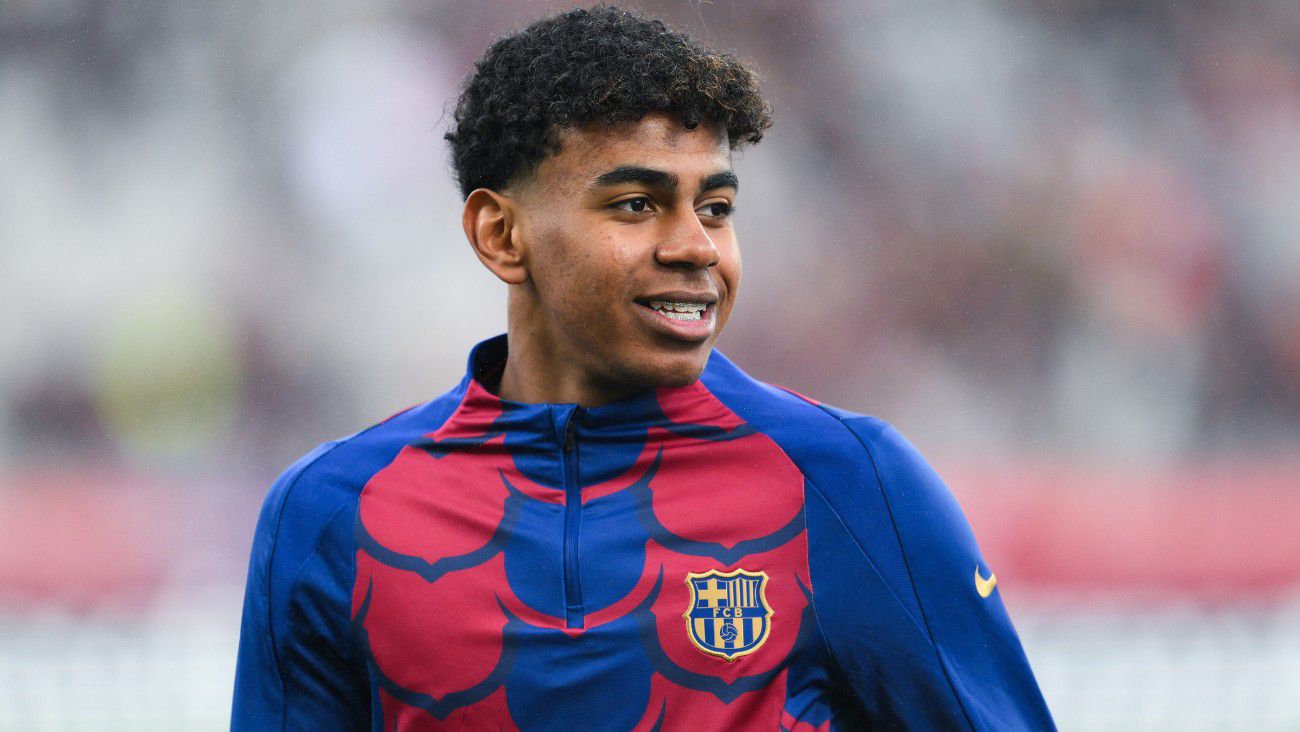 Transfer News Live! Barcelona Reject WORLD RECORD Fee For 16-year-old ...