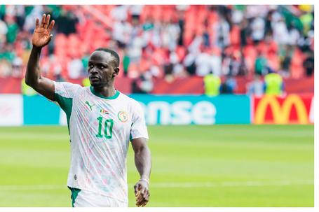 Mane announces international retirement