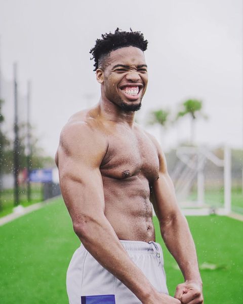 D'Tigers star EJ Anosike, now in Lagos, made a lighthearted joke following his arrival in Lagos.