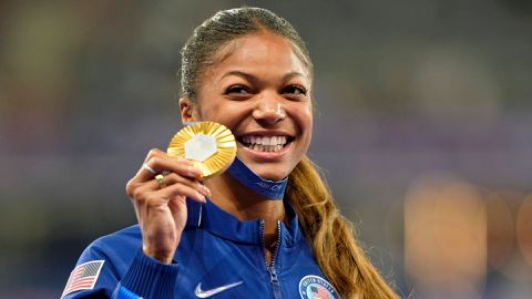 American sprint legend throws challenge to Gabby Thomas, Noah Lyles & Co. weeks after Paris Olympics