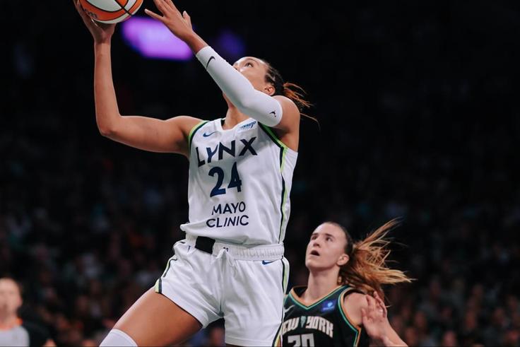 In Game 1 of the 2024 WNBA Finals, Napheesa Collier was the hero as the Minnesota Lynx came back to beat the New York Liberty