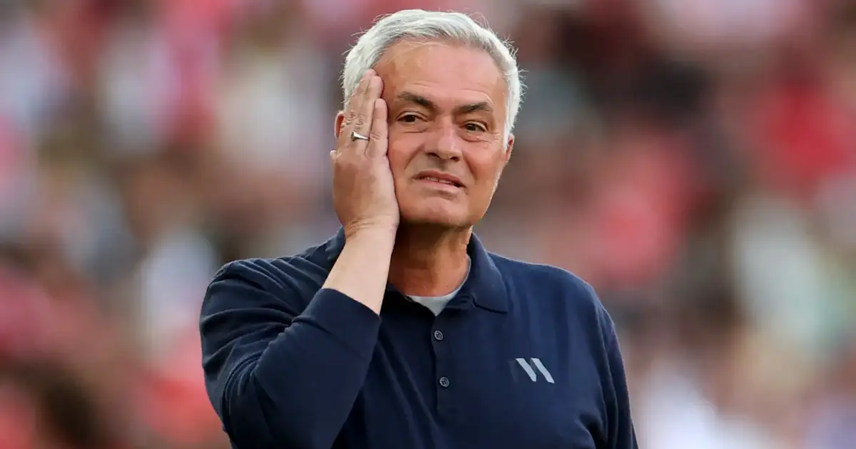Furious Mourinho cancels press conference after Vinicius red card ...