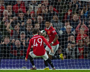 Manchester United produce fight back win to advance to last 16.