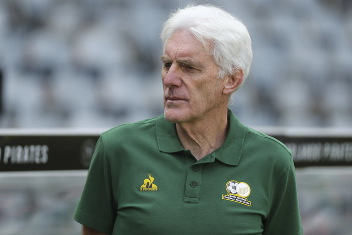 Bafana Bafana Coach Defends Snubbing Thembinkosi Lorch, Kaizer Chiefs Players Amid Social Media Criticism
