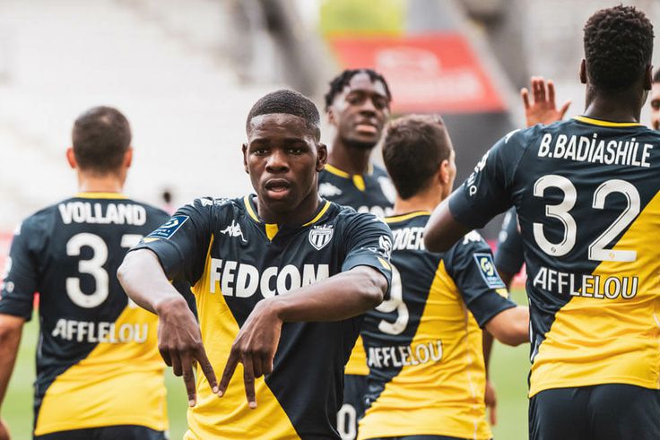 Onyego features for Bristol City as Kenyan midfielder bags victory over PSG