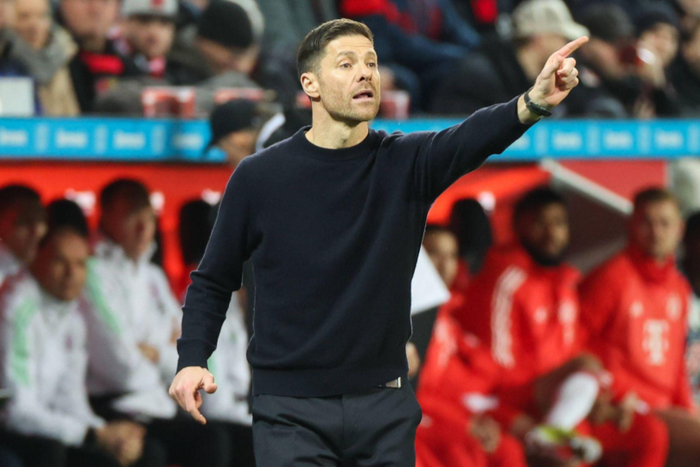 1 Bundesliga Bayer 04 Leverkusen FC Bayern Munich on 10 02 2024 at the BayArena in Leverkusen Coach Xabi Alonso Leverkusen gives loud instructions || Image credit: Imago