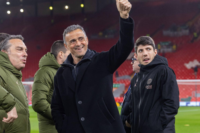 Paris Saint-Germain s head coach Luis Enrique (C) gestures before the UEFA Champions League Round of 16 2nd Leg match between Liverpool FC and Paris Saint-Germain FC in Liverpool, Britain, on March 11, 2025