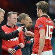 Manchester United s David Moyes oasses on instructions to Wayne Rooney Everton vs Manchester United || Image credit: Imago