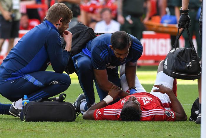 Taiwo Awoniyi injured against Leicester City