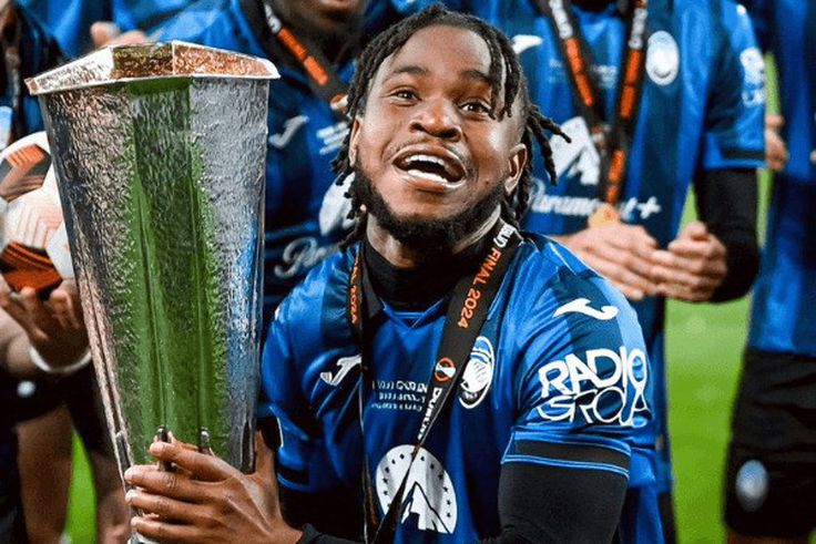 Best club for him — Ademola Lookman urged to follow Osimhen's footsteps with next move