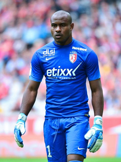 Vincent Enyeama Net Worth: Profile, Age, Achievements, Wife, Business ...