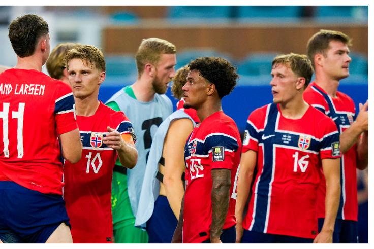 Norway players lament calls from match officials