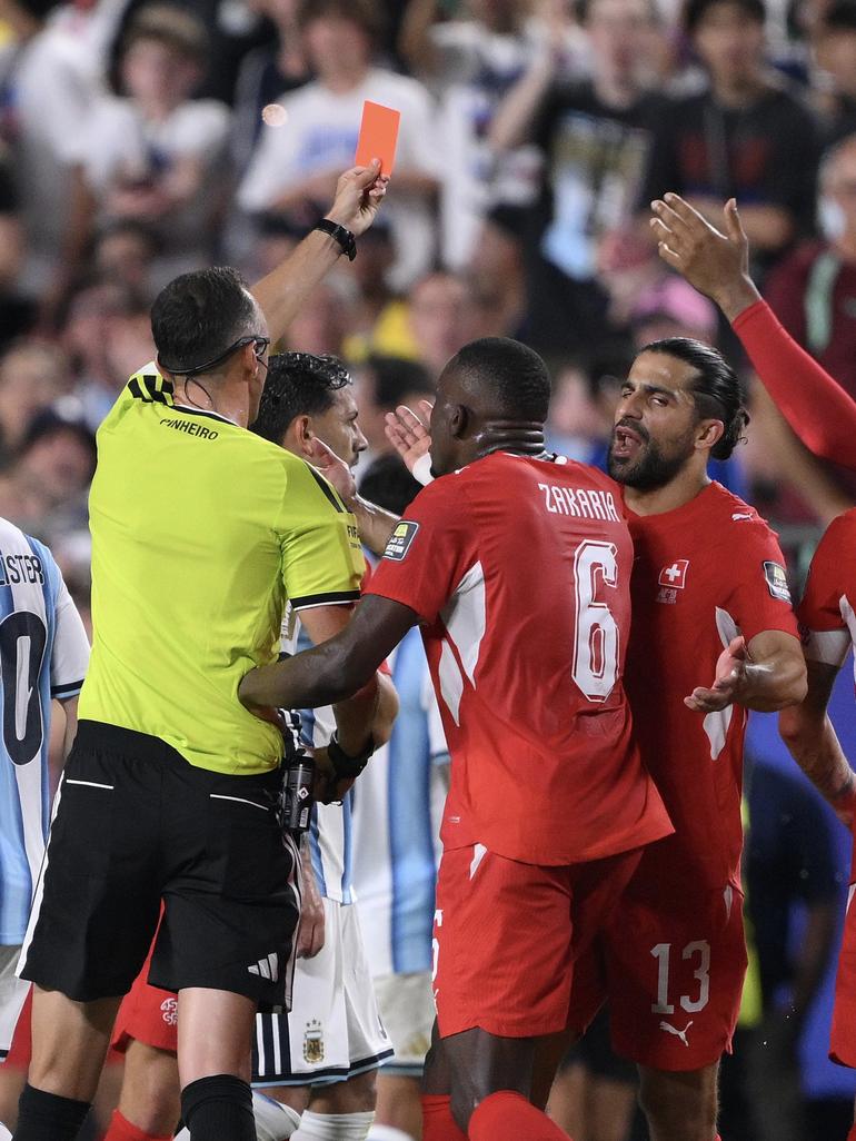 Embolo sent off for simulation || X