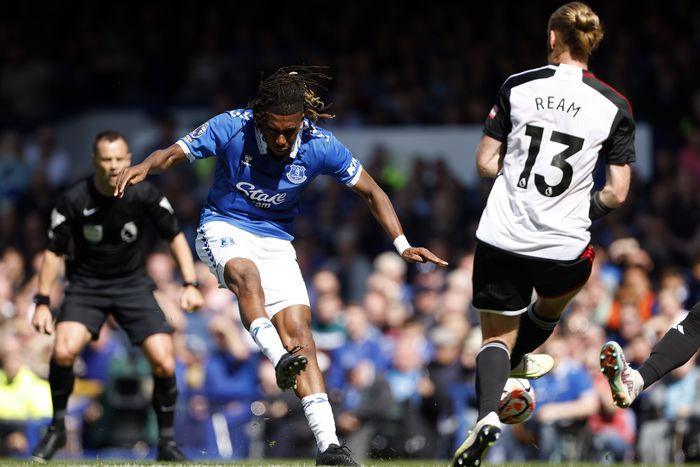 Iwobi in action for Everton against Fulham